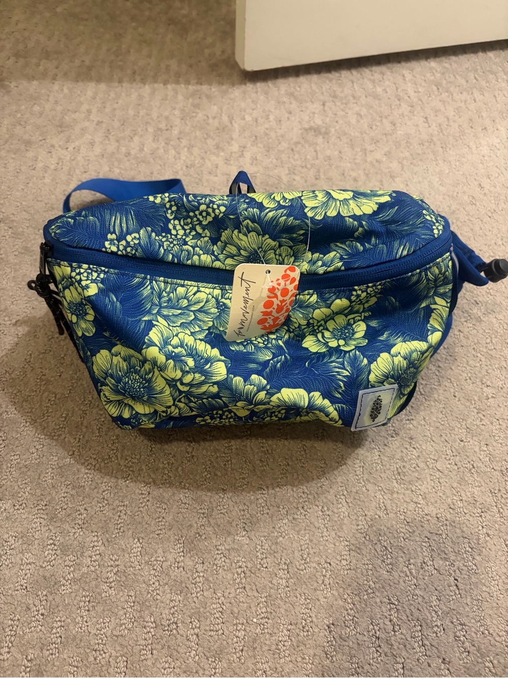 NWT FP Movement Happy Camper Cargo Sling Bag - Picture 2 of 10